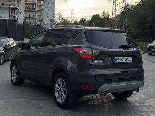 Ford Kuga foto 4