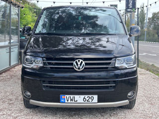 Volkswagen Caravelle foto 2