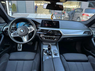 BMW 5 Series foto 3