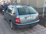 Skoda Fabia foto 2