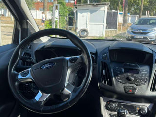 Ford Tourneo Connect foto 8