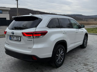 Toyota Highlander foto 4