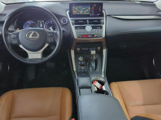 Lexus NX Series foto 5