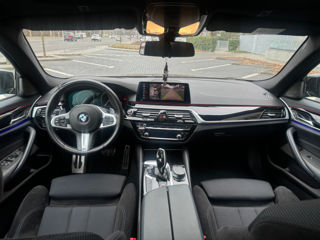 BMW 5 Series foto 15