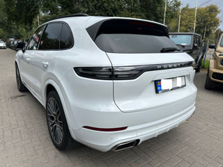 Porsche Cayenne foto 4