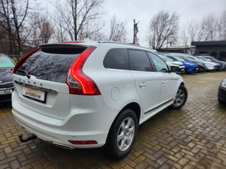 Volvo XC60 foto 3