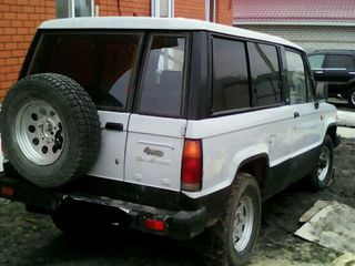 Isuzu Trooper foto 2