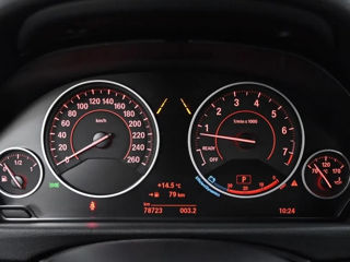 BMW 3 Series foto 6