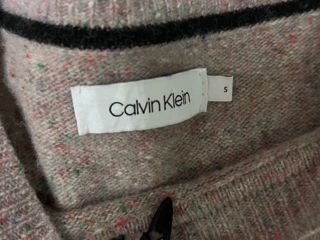 Продаю свитер calvin klein foto 2