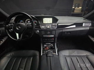 Mercedes E-Class foto 5