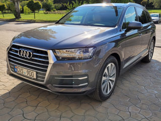 Audi Q7 foto 1