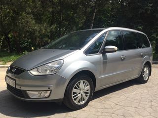 Ford Galaxy foto 1