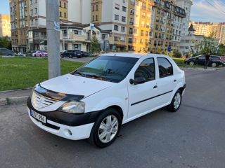 Dacia Logan foto 5