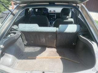 Mazda 323 фото 6