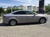 Ford Mondeo foto 8