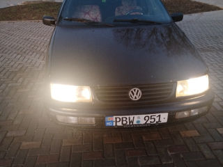 Volkswagen Passat foto 4