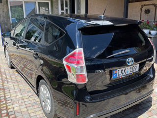 Toyota Prius + foto 2