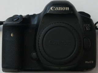 Canon 5D Mark III body