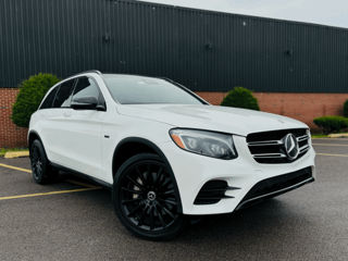 Mercedes GLC foto 1