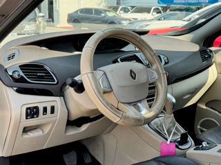 Renault Grand Scenic foto 11