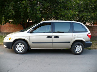 Dodge Caravan foto 2