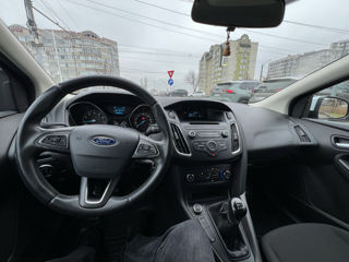 Ford Focus foto 6