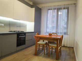 Apartament cu 2 camere, 70 m², Centru, Chișinău foto 8