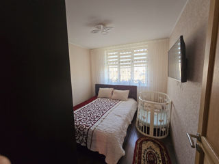 Apartament cu 3 camere,  8 cartier,  Bălți,  Bălți mun. foto 5