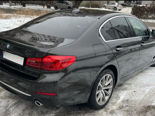 BMW 5 Series foto 3