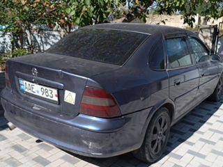 Opel Vectra foto 2