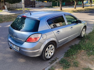 Opel Astra foto 8