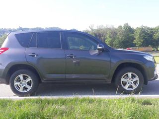 Toyota Rav 4 foto 5