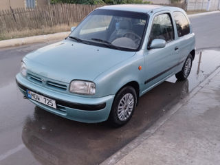 Nissan Micra foto 1