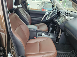 Toyota Land Cruiser Prado foto 6