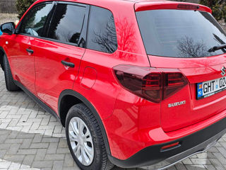 Suzuki Vitara foto 2