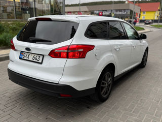 Ford Focus foto 2