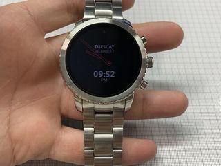fossil q explorist 44