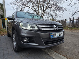 Volkswagen Tiguan foto 2