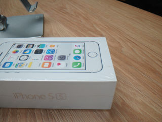 iPhone 5s 16GB Silver Nou, Sigilat, Original cu Documente Incluse - Oportunitate Excepțională! foto 4