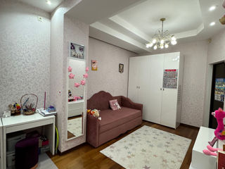 Apartament cu 4 camere, 118 m², Râșcani, Chișinău foto 7