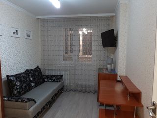 Se dă în chirie apartament cu trei odăi în sectorul Buiucani! foto 4