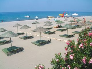 Green Peace 3*all, Alanya. Турция по цене Болгарии !!! Зонты и шезлонги на пляже! foto 9