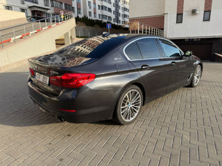 BMW 5 Series foto 5