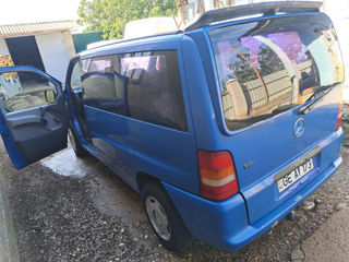 Mercedes Vito 110 tdi foto 3