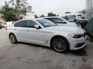 BMW 5 Series foto 1