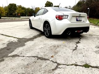 Toyota GT86 foto 3