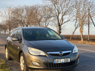 Opel Astra foto 2