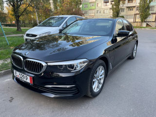 BMW 5 Series foto 3