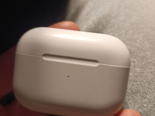 Vând AirPods Pro 2 foto 1