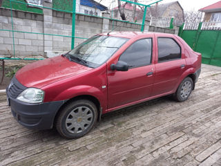 Dacia Logan foto 3